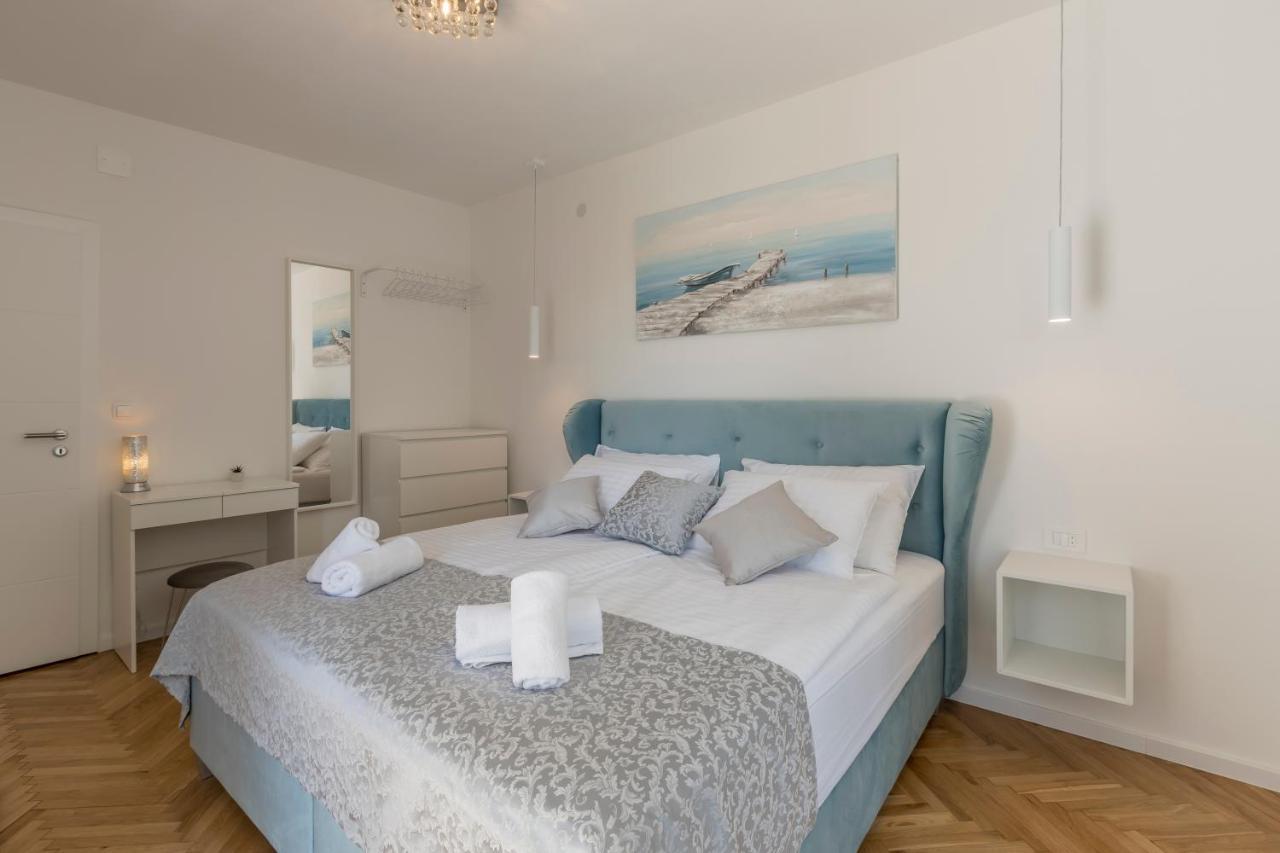 Apartment Shades Of Blue Đảo Hvar Ngoại thất bức ảnh